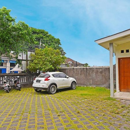 Super Oyo 91495 Hotel Indah Residence デンパサール エクステリア 写真