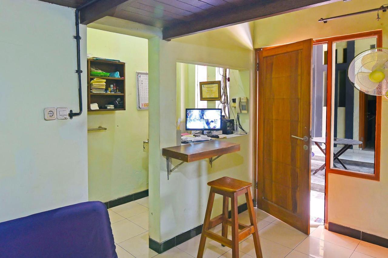 Super Oyo 91495 Hotel Indah Residence デンパサール エクステリア 写真