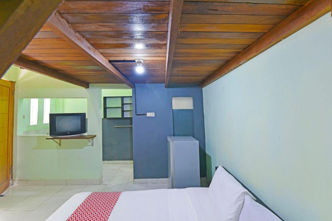 Super Oyo 91495 Hotel Indah Residence デンパサール エクステリア 写真