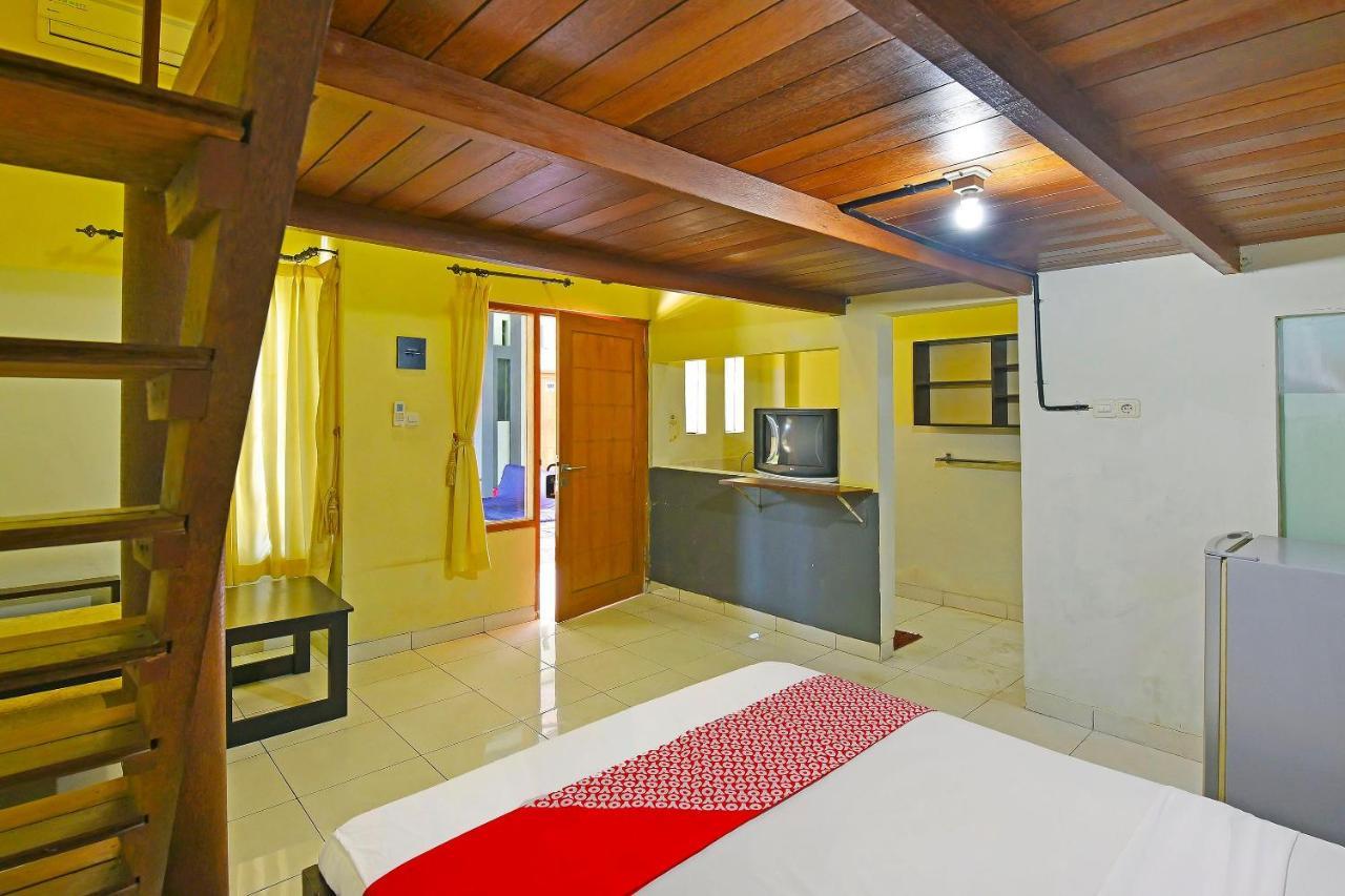 Super Oyo 91495 Hotel Indah Residence デンパサール エクステリア 写真