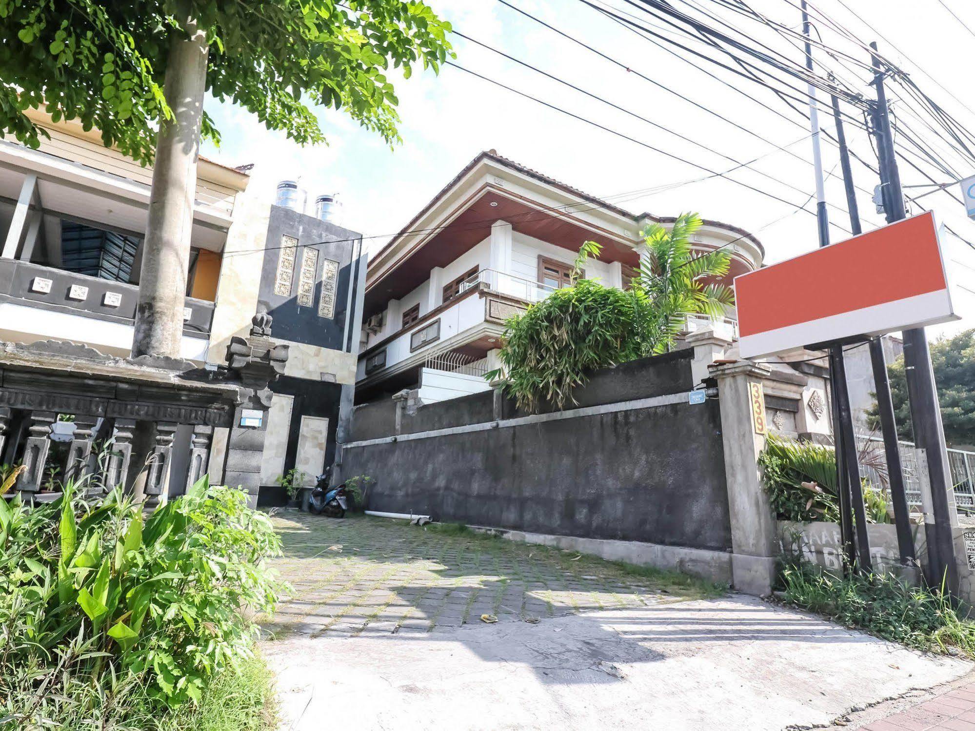 Super Oyo 91495 Hotel Indah Residence デンパサール エクステリア 写真